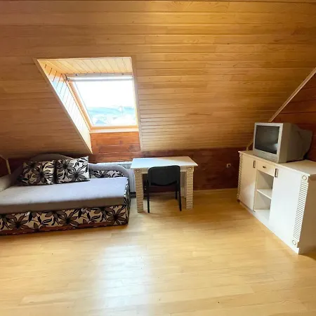 Готель Наталія Hotel Huklyvyy